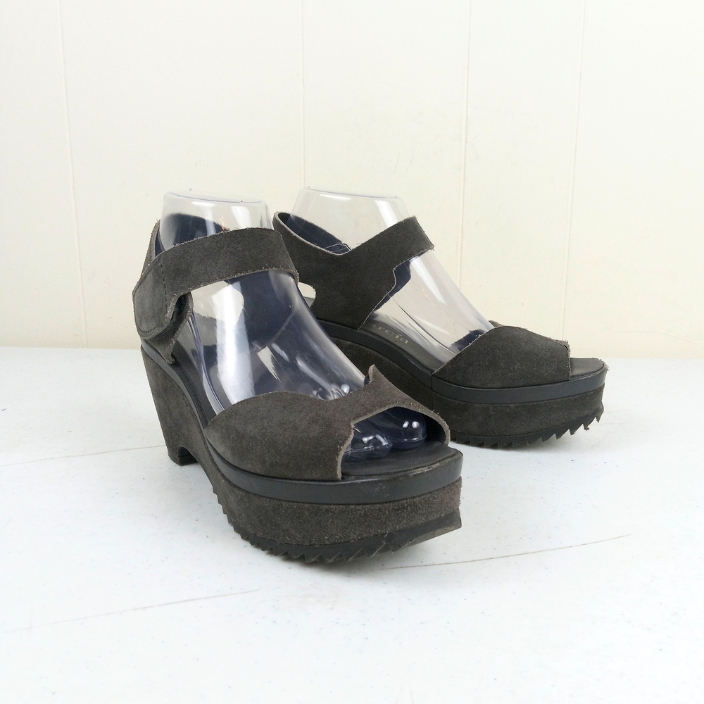 Pedro Garcia Platform Wedge Sandals Women Size 38/8 Gray Suede Leather Slingback